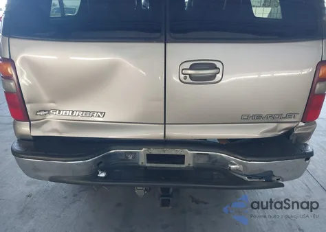 2001 Chevrolet Suburban 1500 Lt z USA, uszkodzony, nr VIN 3GNFK16T51G153845